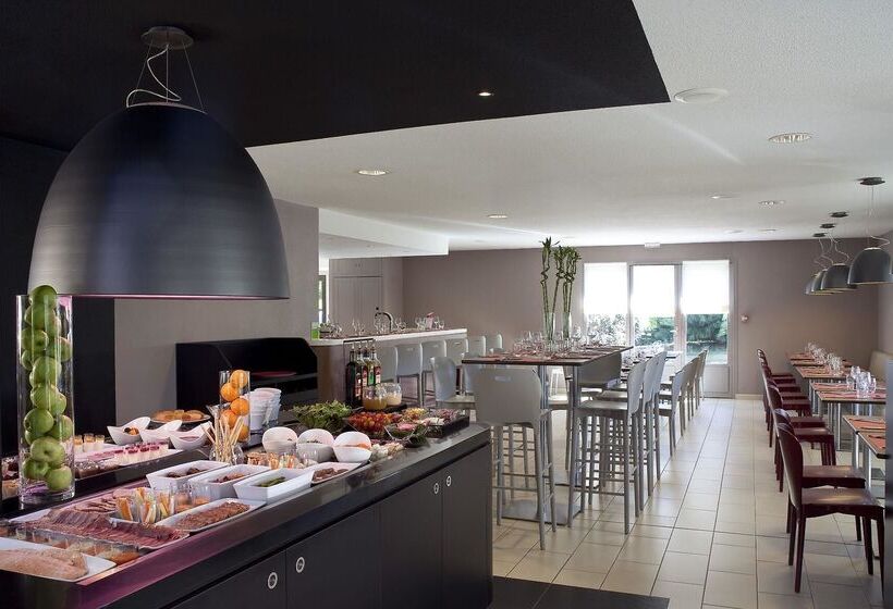 فندق Campanile Clermont Ferrand Sud Issoire