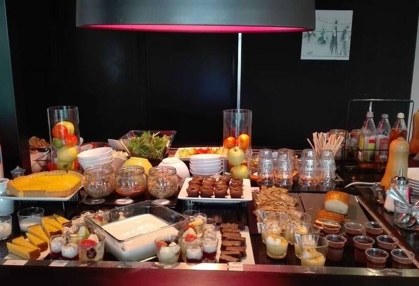 فندق Campanile Clermont Ferrand Sud Issoire