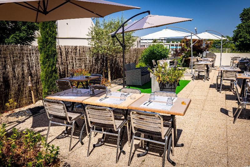 هتل Campanile Dijon Nord  Toison D Or