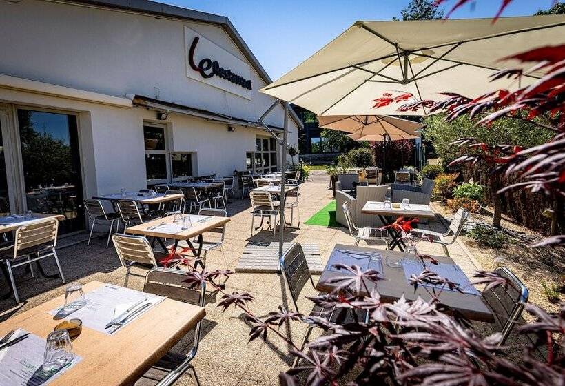 هتل Campanile Dijon Nord  Toison D Or