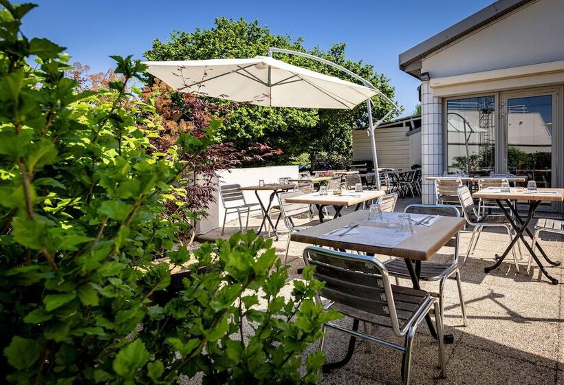 هتل Campanile Dijon Nord  Toison D Or