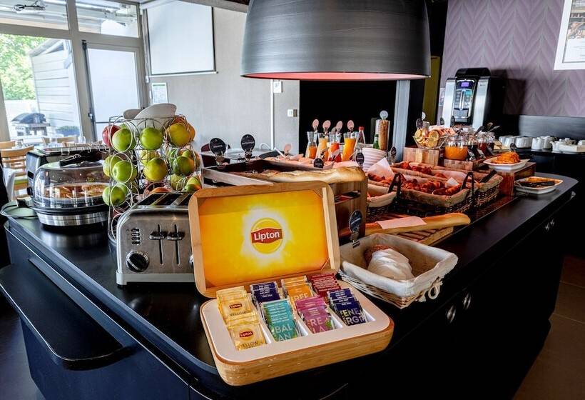 هتل Campanile Dijon Nord  Toison D Or