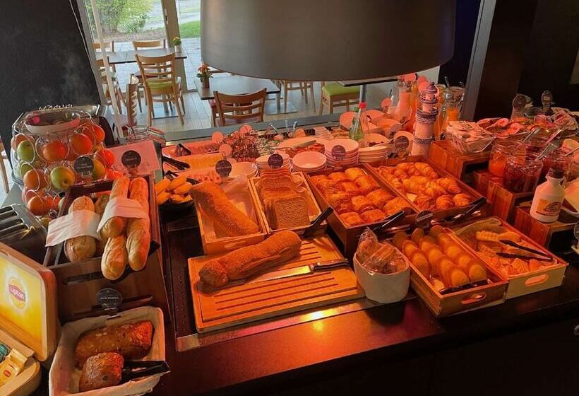 هتل Campanile Dijon Nord  Toison D Or