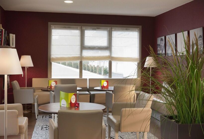 בית מלון כפרי Campanile Epone