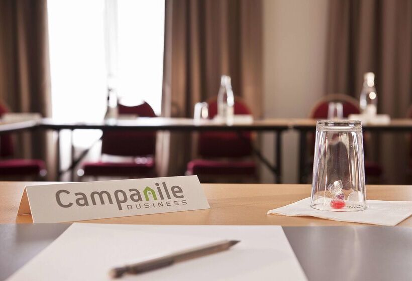 בית מלון כפרי Campanile Epone