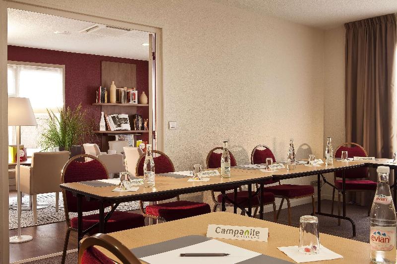 בית מלון כפרי Campanile Epone