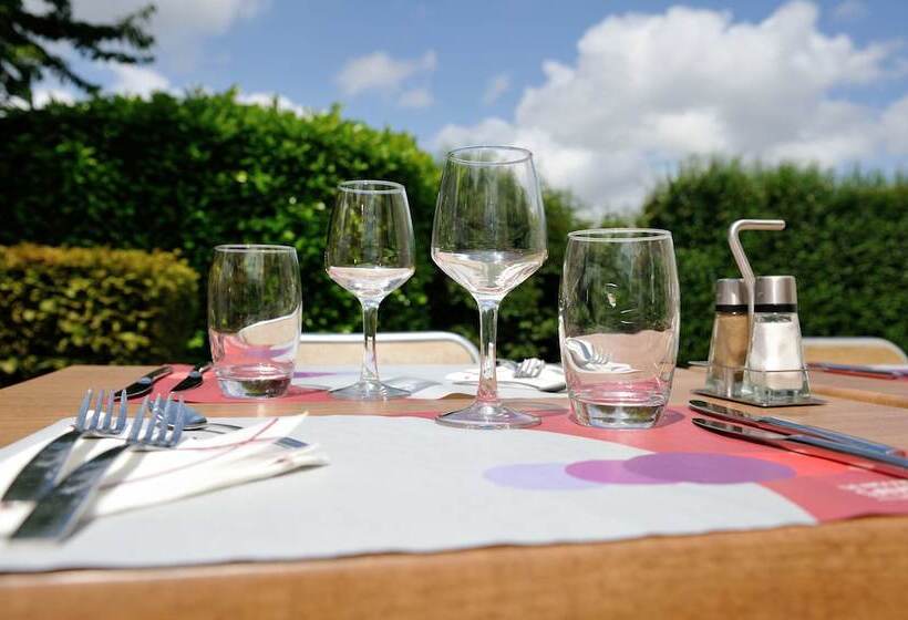 酒店 Campanile Evry Est Saint Germain Les Corbeil