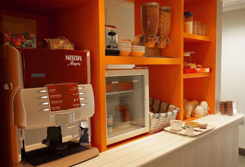 ホテル Premiere Classe Grenoble Nord Moirans