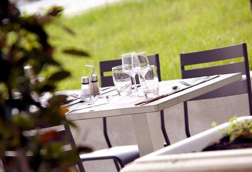 فندق Campanile Gueret