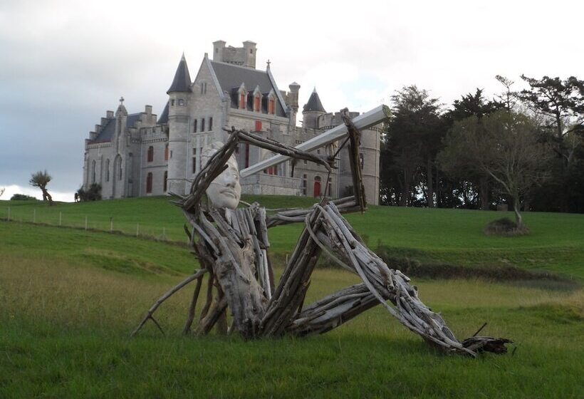 فندق Campanile Hendaye