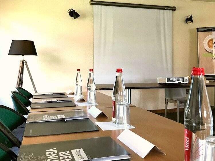 Отель Campanile La Rochelle Nord   Puilboreau Chagnolet