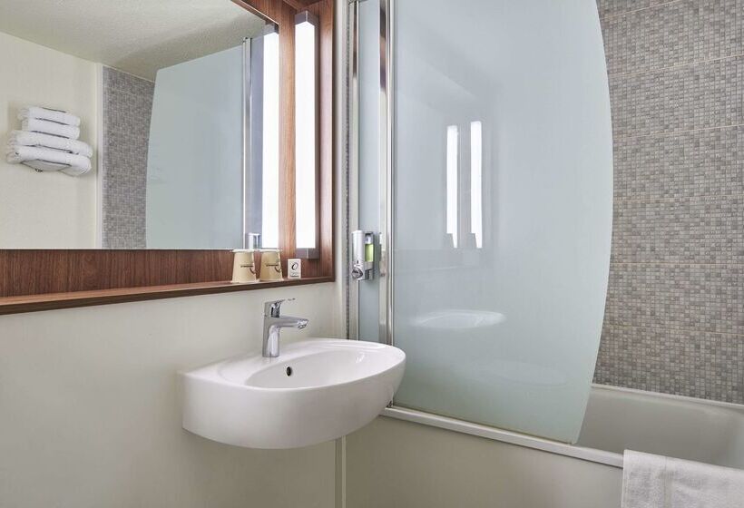 فندق The Originals City Hôtel La Verrière Yvelines