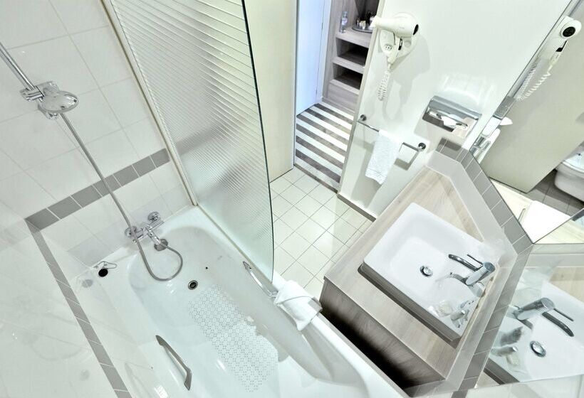 فندق Campanile Le Bourget – Airport