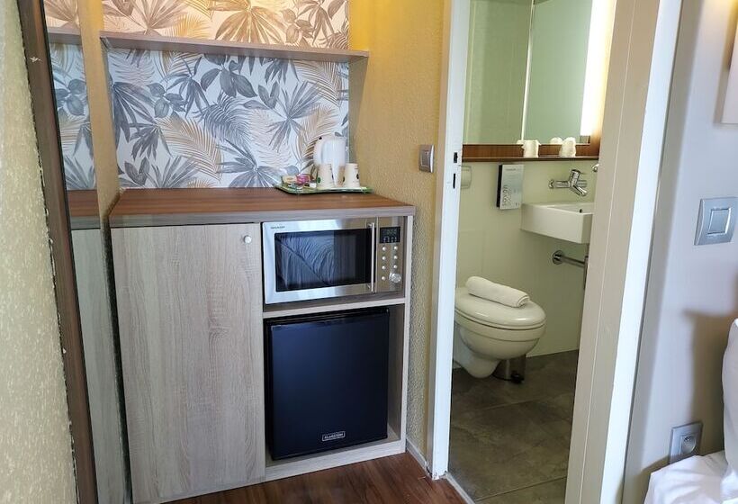 هتل Campanile Le Mans Est