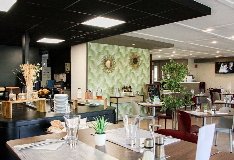 בית מלון כפרי Campanile Lille Sud  Douai Cuincy