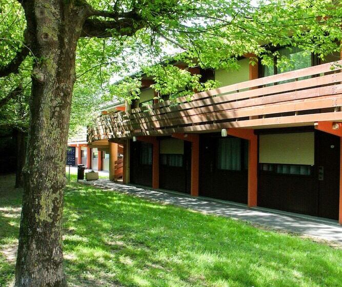 בית מלון כפרי Campanile Lille Sud  Douai Cuincy