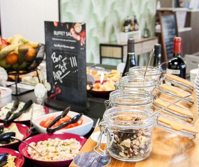 ホテル Campanile Lille Sud  Douai Cuincy