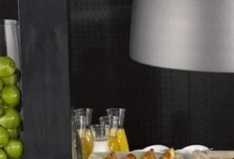 호텔 Campanile Lorient Lanester