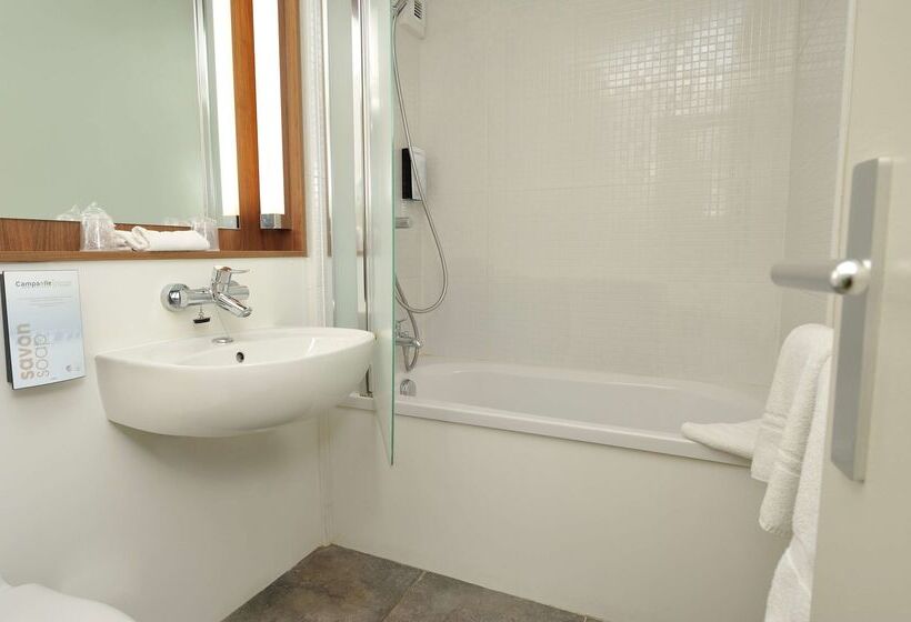 Отель Campanile Lyon Est  Aeroport Saint Exupery