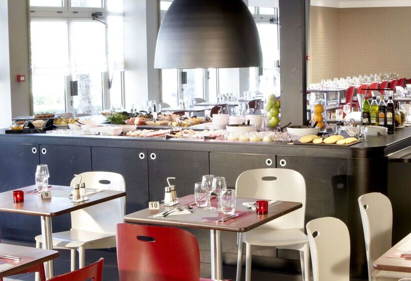 בית מלון כפרי Campanile Lyon Ouest Tassin