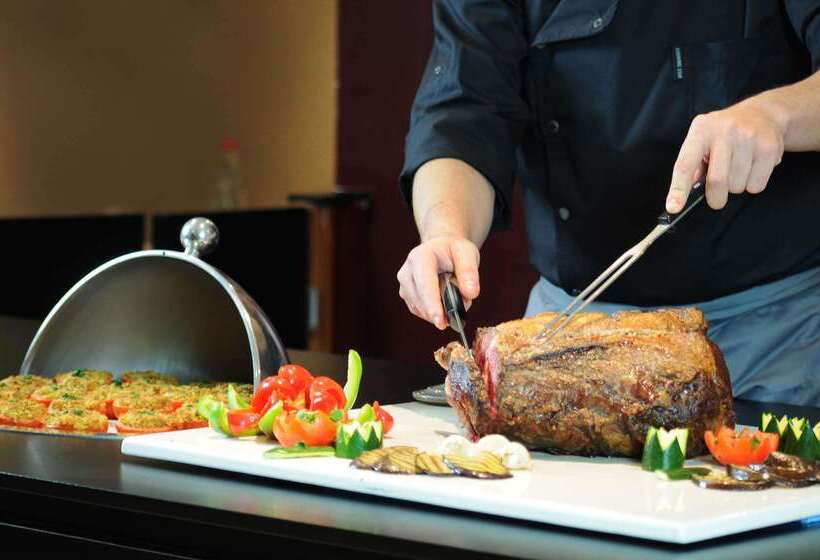 בית מלון כפרי Campanile Lyon Ouest Tassin