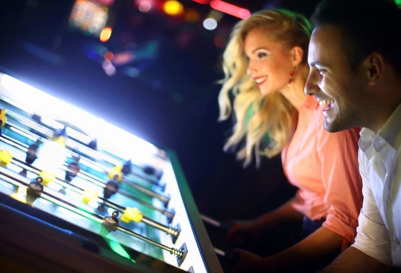 בית מלון כפרי Campanile Lyon Ouest Tassin