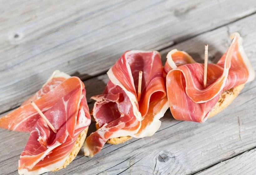 בית מלון כפרי Campanile Lyon Ouest Tassin