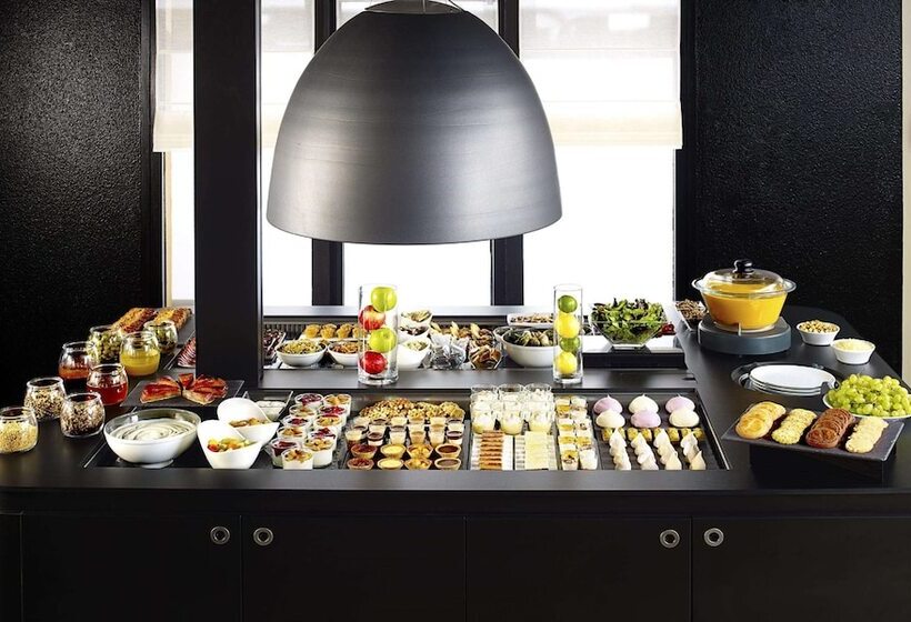 בית מלון כפרי Campanile Lyon Ouest Tassin