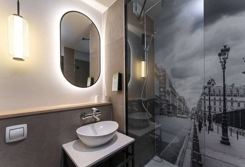 ホテル Campanile Marne La Vallée Chelles