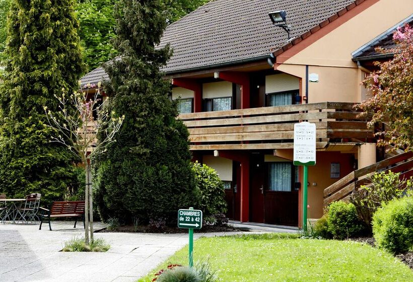 בית מלון כפרי Campanile Maubeuge