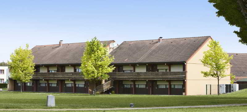 בית מלון כפרי Campanile Maubeuge