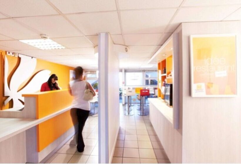 ホテル Campanile Metz Jouy Aux Arches