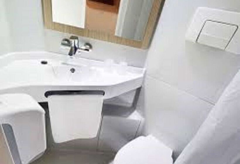 ホテル Campanile Metz Jouy Aux Arches