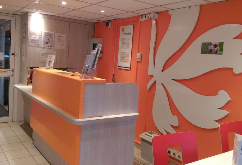 ホテル Campanile Metz Jouy Aux Arches