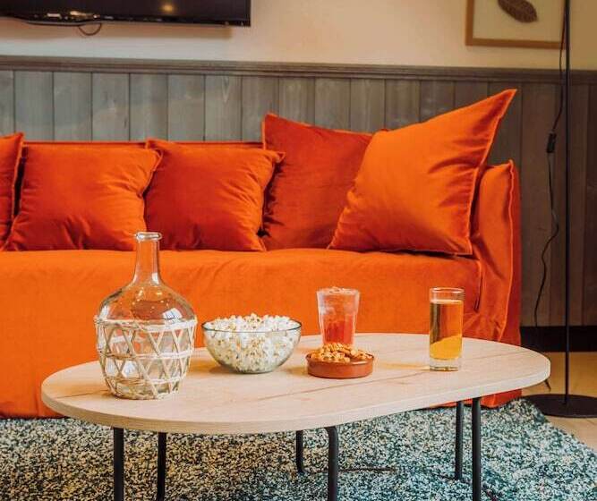 ホテル Campanile Metz Jouy Aux Arches