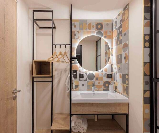 ホテル Campanile Metz Jouy Aux Arches