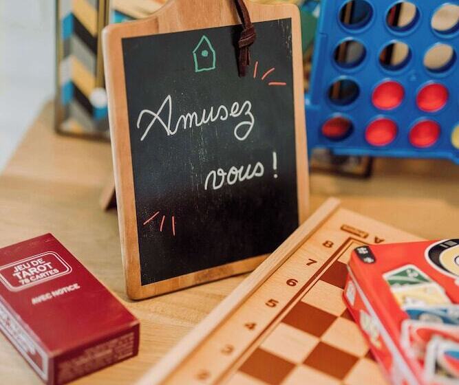 ホテル Campanile Metz Jouy Aux Arches