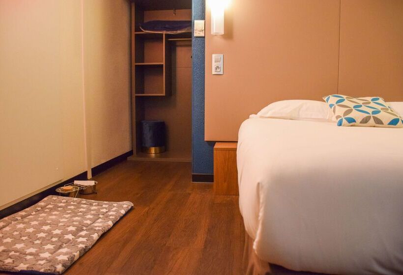 호텔 Campanile Millau