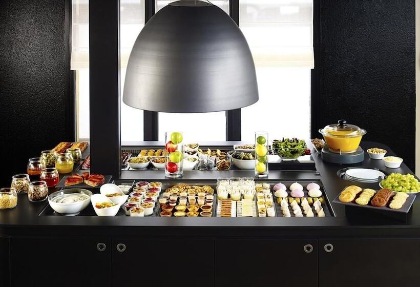 Campanile Hotel Mont De Marsan