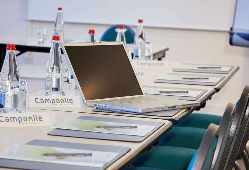 فندق Campanile Mulhouse   Morschwiller