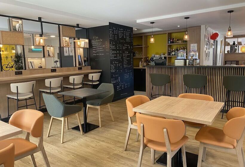 فندق Campanile Nantes ~ Rezé Aéroport