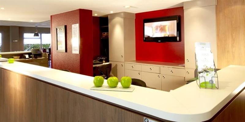 호텔 Campanile Nimes Centre  Mascarbonnel