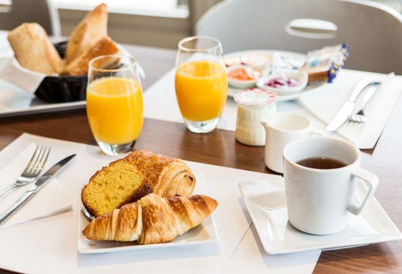 Отель Ibis Styles Paris Saint Denis Pleyel