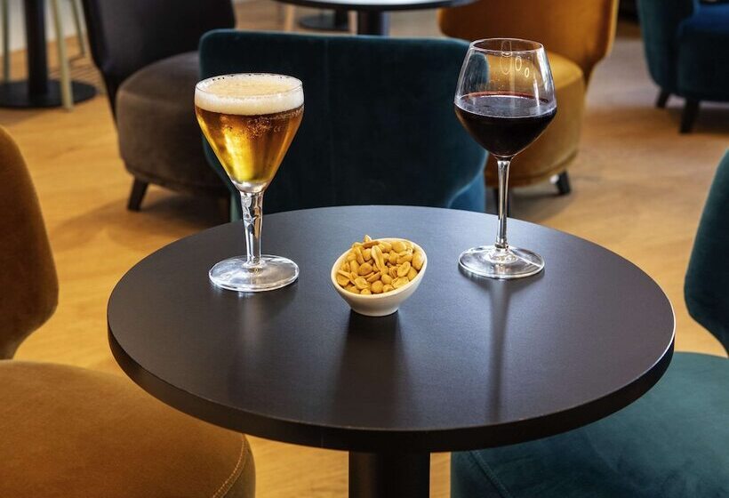 Отель Ibis Styles Paris Saint Denis Pleyel