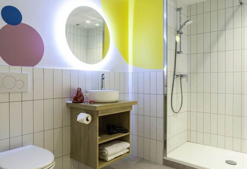 Отель Ibis Styles Paris Saint Denis Pleyel