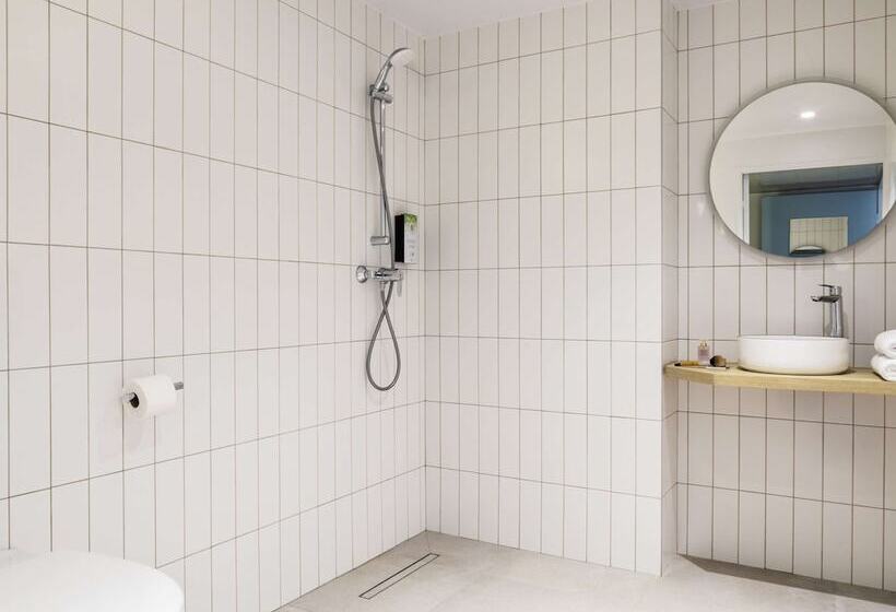 Отель Ibis Styles Paris Saint Denis Pleyel