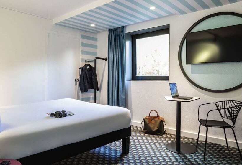 Отель Ibis Styles Paris Saint Denis Pleyel