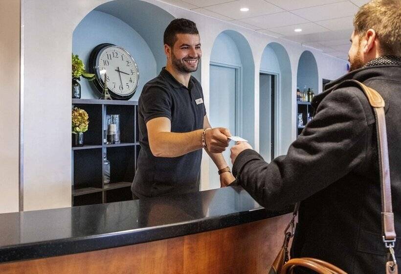 Отель Ibis Styles Paris Saint Denis Pleyel