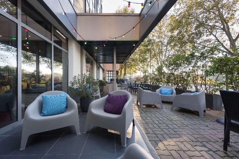 Отель Ibis Styles Paris Saint Denis Pleyel