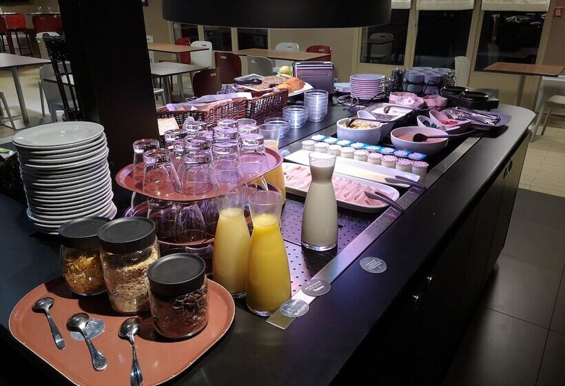 酒店 Campanile Pont A Mousson